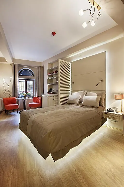 アパート Lokum Ev Suites Beyoglu イスタンブール